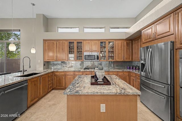 10975 E KORA Lane, Scottsdale, AZ 85255