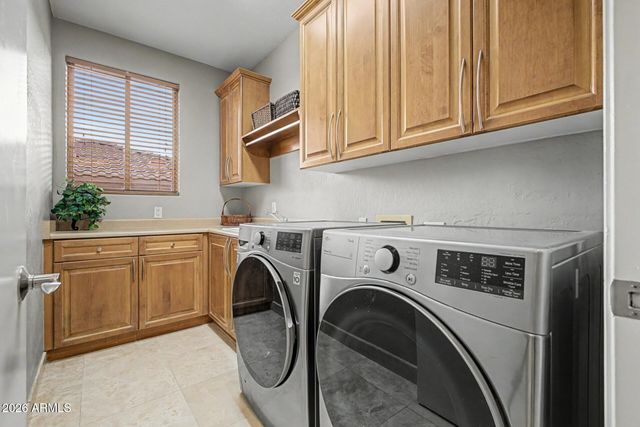 10975 E KORA Lane, Scottsdale, AZ 85255