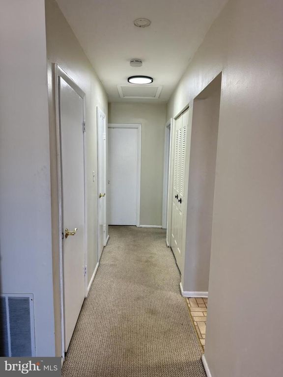 31-7 FLORENCE TOLLGATE, Florence, NJ 08518