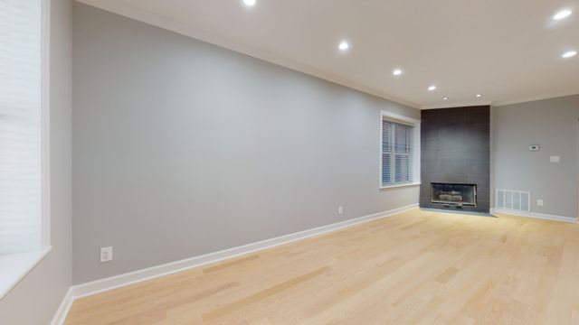 1543 W GEORGE Street 1, Chicago, IL 60657