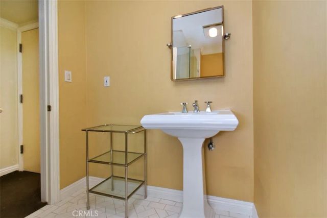 15344 Greenleaf, Sherman Oaks, CA 91403