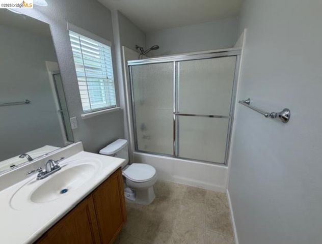 111 Tennyson Ct, Discovery Bay, CA 94505