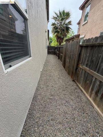 111 Tennyson Ct, Discovery Bay, CA 94505