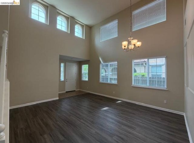 111 Tennyson Ct, Discovery Bay, CA 94505