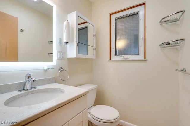 1417 Roanoke Drive, Parma, OH 44134