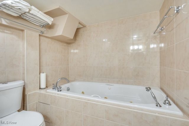 1417 Roanoke Drive, Parma, OH 44134