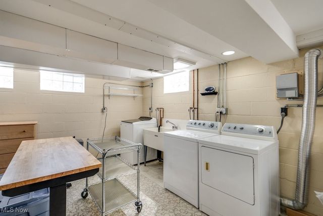 1417 Roanoke Drive, Parma, OH 44134