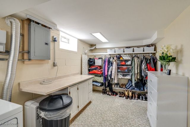 1417 Roanoke Drive, Parma, OH 44134