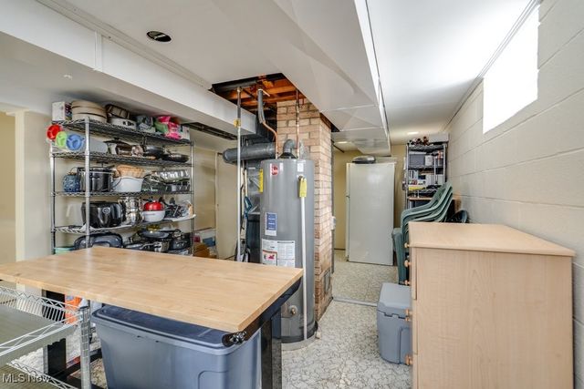 1417 Roanoke Drive, Parma, OH 44134