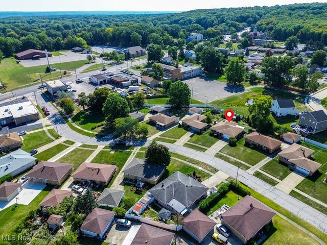 1417 Roanoke Drive, Parma, OH 44134