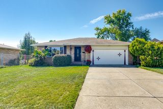 1417 Roanoke Drive, Parma, OH 44134