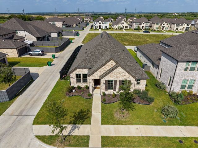 3530 Burdock Lane, Venus, TX 76084