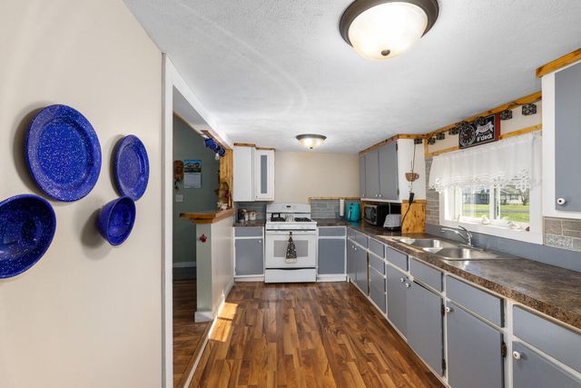 517 W Fenwick Road, Fairplain Twp, MI 48834