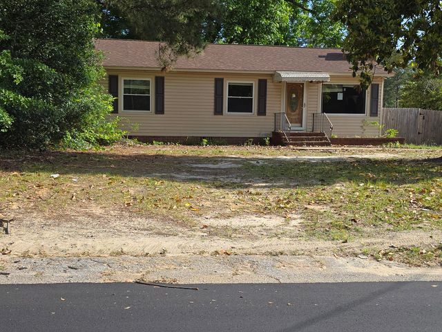 21 Vernon Drive, Sumter, SC 29150