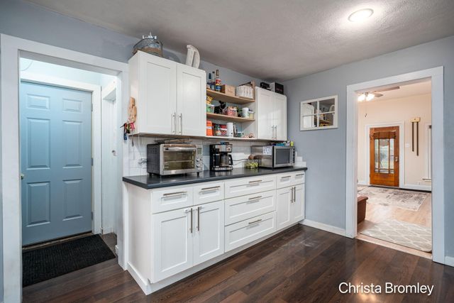 517 Front Street, Lowell City, MI 49331