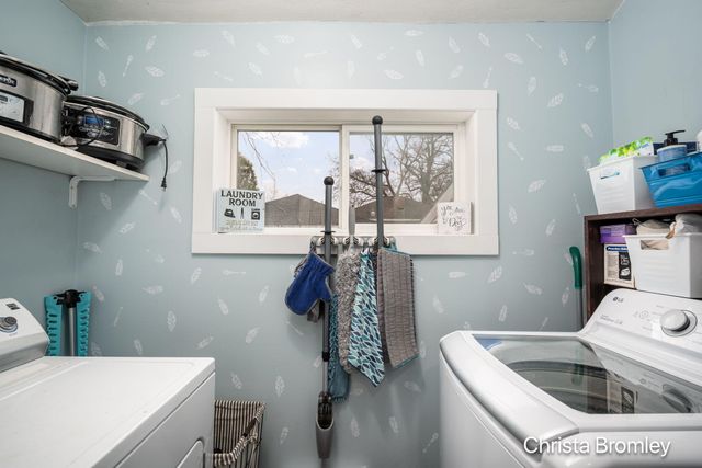 517 Front Street, Lowell City, MI 49331