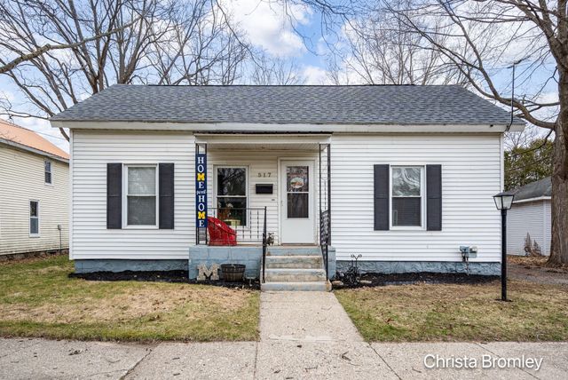 517 Front Street, Lowell City, MI 49331