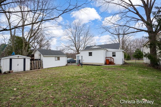 517 Front Street, Lowell City, MI 49331