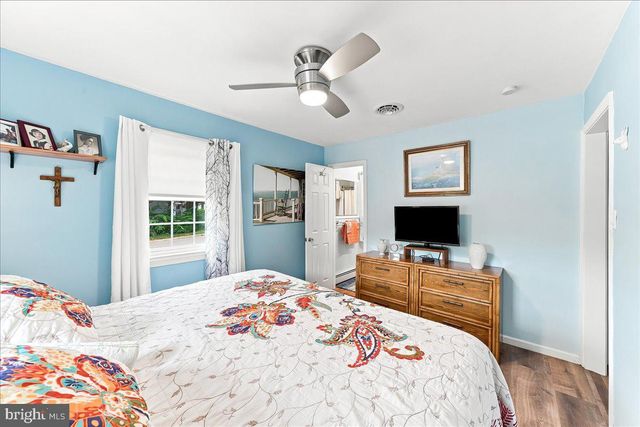 301 DELAWARE AVE, Oxford, PA 19363