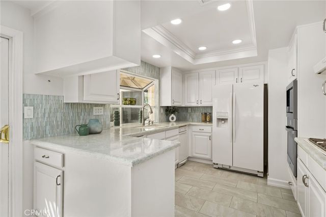 860 Calle Del Sol, Upland, CA 91784