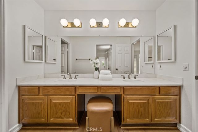 860 Calle Del Sol, Upland, CA 91784