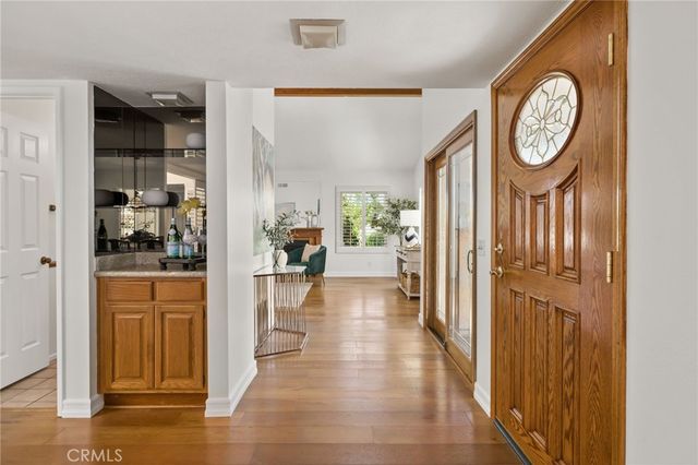 860 Calle Del Sol, Upland, CA 91784