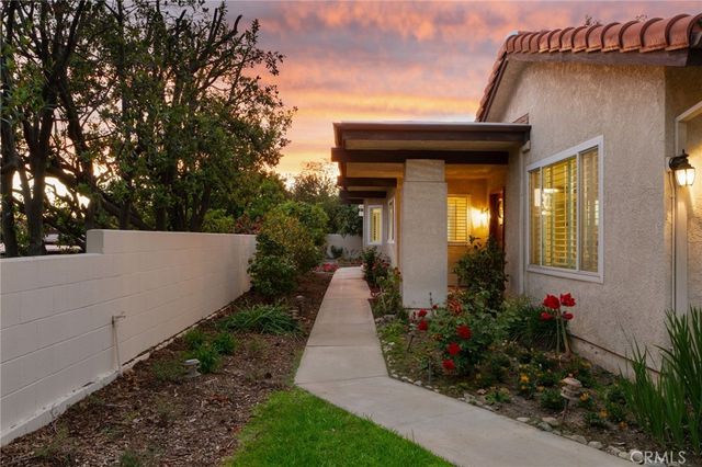 860 Calle Del Sol, Upland, CA 91784