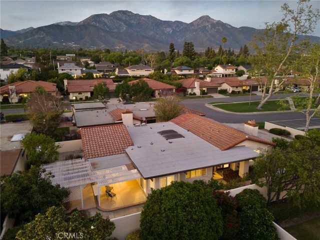 860 Calle Del Sol, Upland, CA 91784