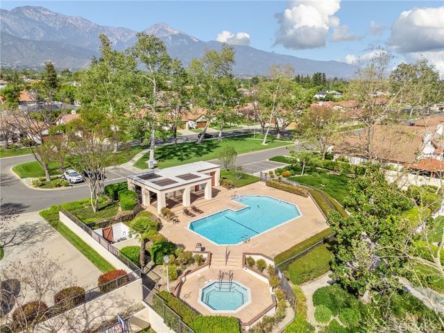 860 Calle Del Sol, Upland, CA 91784