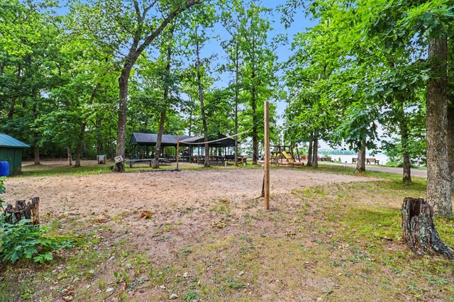 8188 E Woodruff Drive, Newaygo, MI 49337