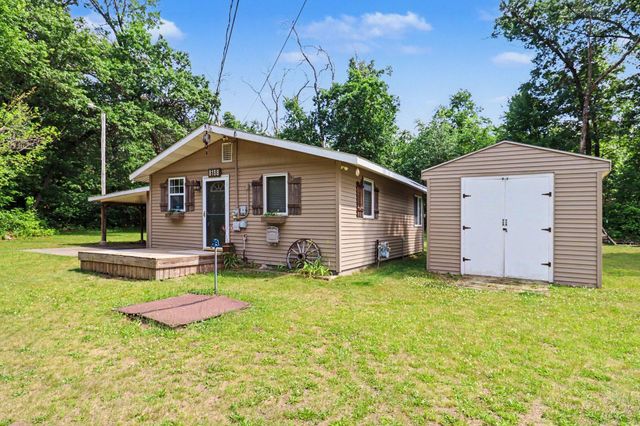 8188 E Woodruff Drive, Newaygo, MI 49337