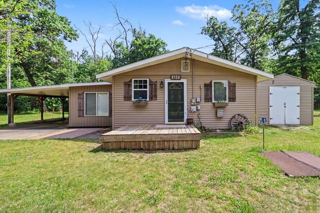 8188 E Woodruff Drive, Newaygo, MI 49337