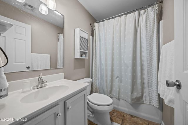 109 Sea Urchin Court, Surf City, NC 28445