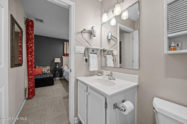 109 Sea Urchin Court, Surf City, NC 28445