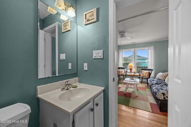 109 Sea Urchin Court, Surf City, NC 28445