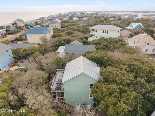 109 Sea Urchin Court, Surf City, NC 28445