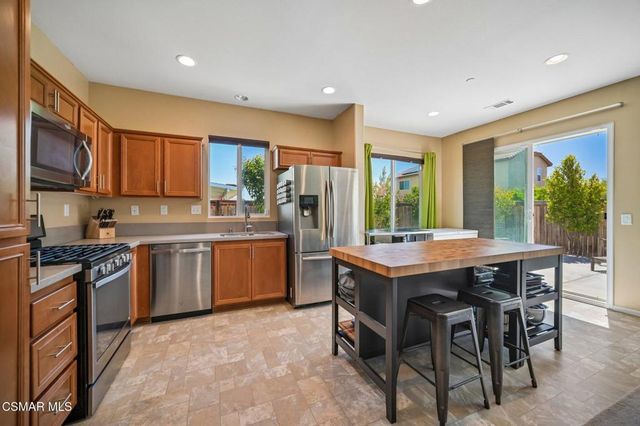 3652 Half Dome Avenue, Rosamond, CA 93560