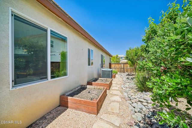 3652 Half Dome Avenue, Rosamond, CA 93560