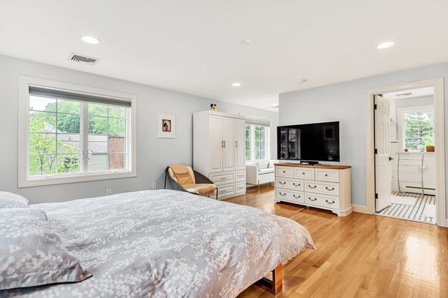 10 Ballard Terrace, Lexington, MA 02420