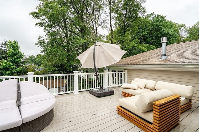 10 Ballard Terrace, Lexington, MA 02420