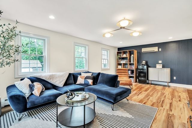 10 Ballard Terrace, Lexington, MA 02420