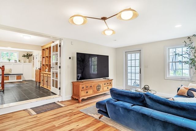 10 Ballard Terrace, Lexington, MA 02420