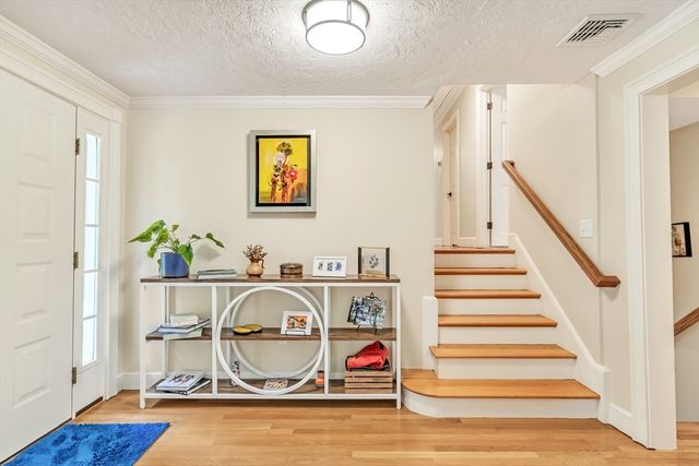 10 Ballard Terrace, Lexington, MA 02420