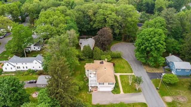 10 Ballard Terrace, Lexington, MA 02420