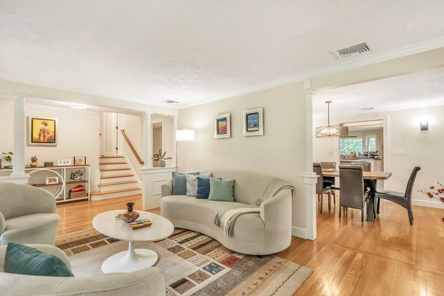 10 Ballard Terrace, Lexington, MA 02420