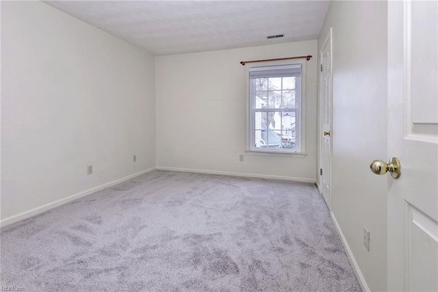 804 Gateway CT, Newport News, VA 23602