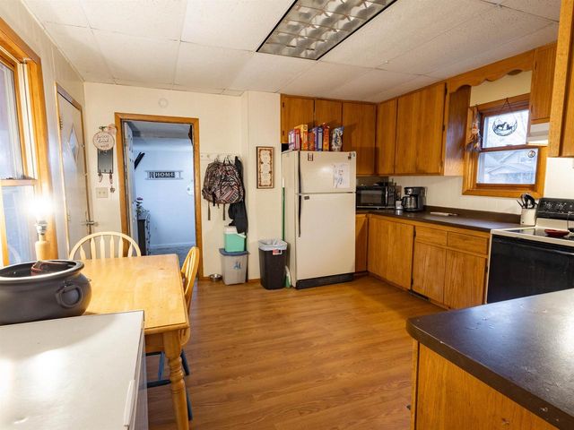 420 W RICHMOND STREET, Shawano, WI 54166