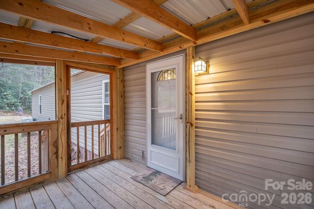 310 Sassafras Gap Lane, Brevard, NC 28712