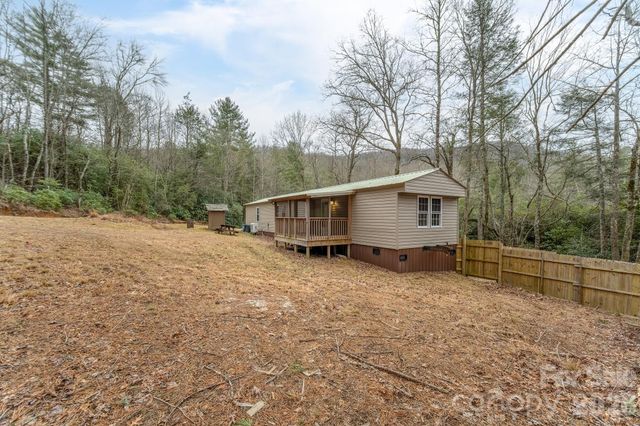 310 Sassafras Gap Lane, Brevard, NC 28712