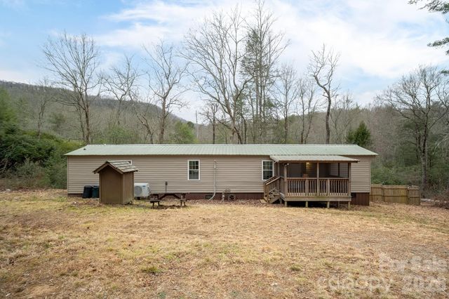 310 Sassafras Gap Lane, Brevard, NC 28712